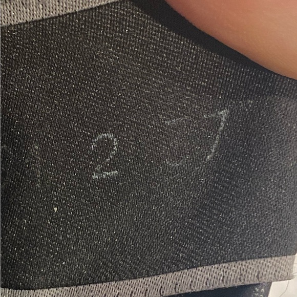 Valentino rockrunners camo sneakers size 37 GENTLY USED - Picture 5 of 11